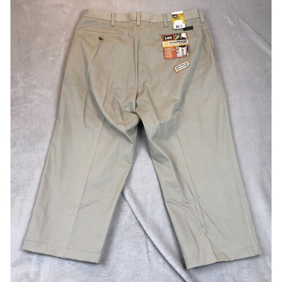 NWT Lee Men Relaxed Fit Khaki Pants 36X32 Beige Khaki Flat Front Stain Resistant - Picture 13 of 13